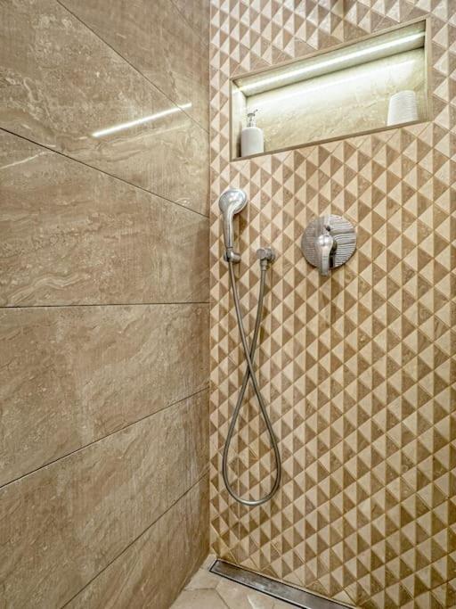 Westend Apartment بودابست المظهر الخارجي الصورة